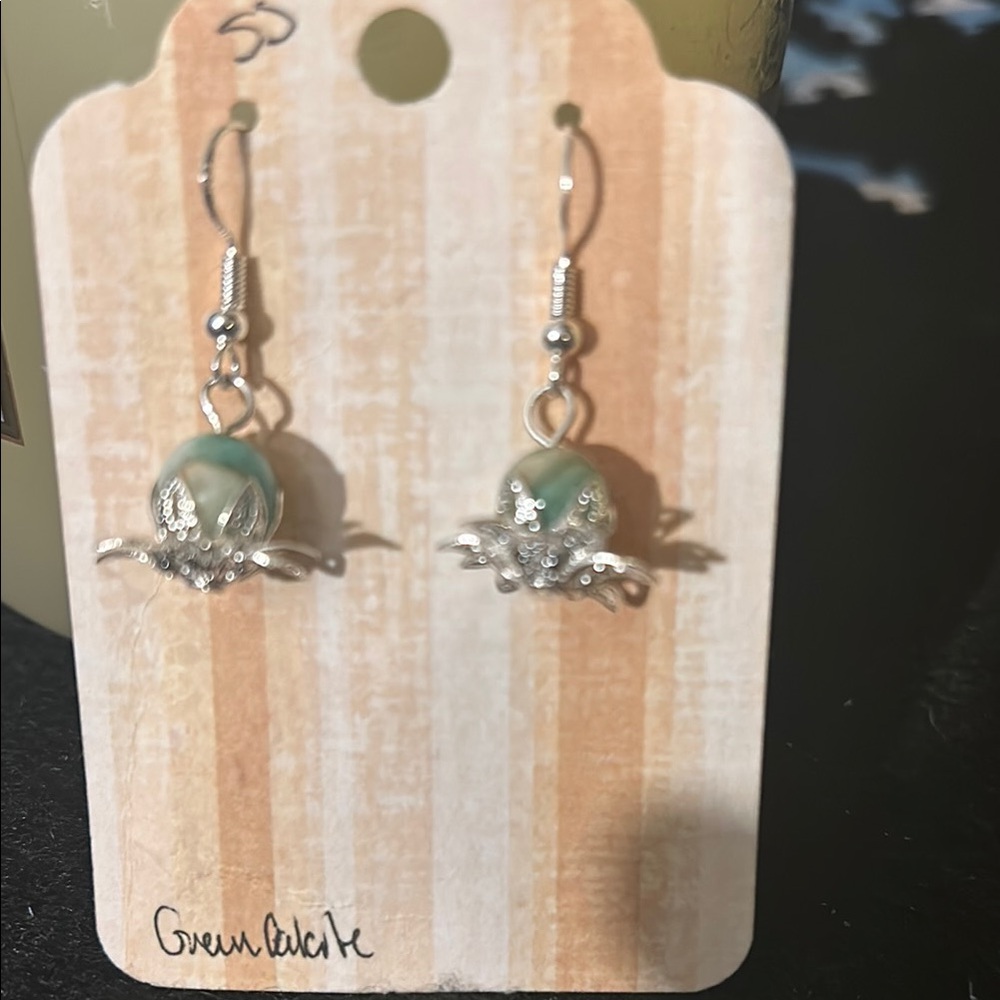 Simple yet elegant earrings